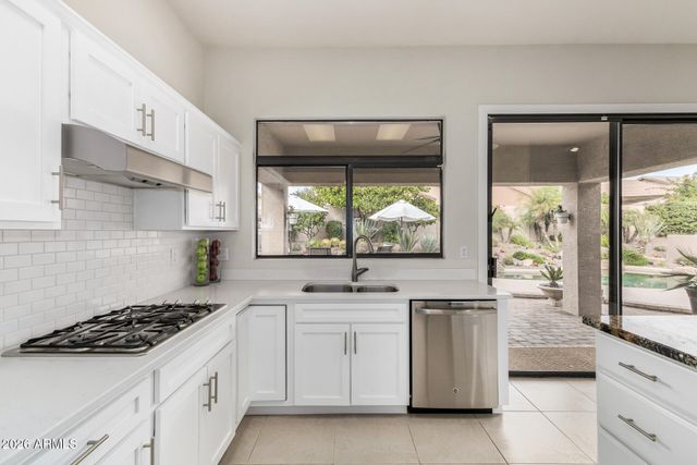 4214 E KIRKLAND Road, Phoenix, AZ 85050