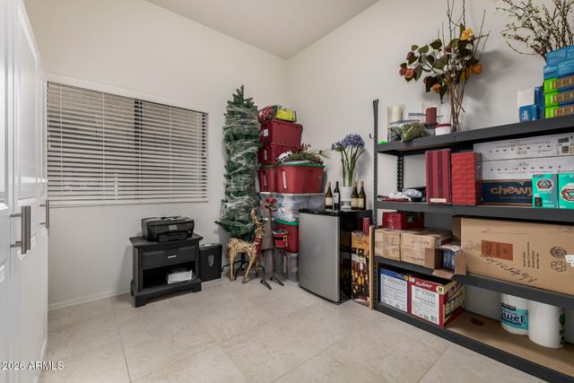 4214 E KIRKLAND Road, Phoenix, AZ 85050