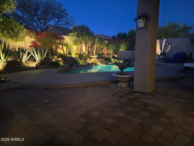 4214 E KIRKLAND Road, Phoenix, AZ 85050