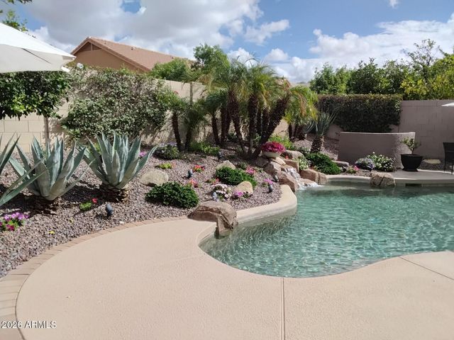 4214 E KIRKLAND Road, Phoenix, AZ 85050