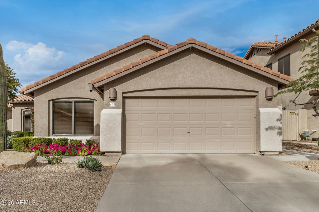 4214 E KIRKLAND Road, Phoenix, AZ 85050