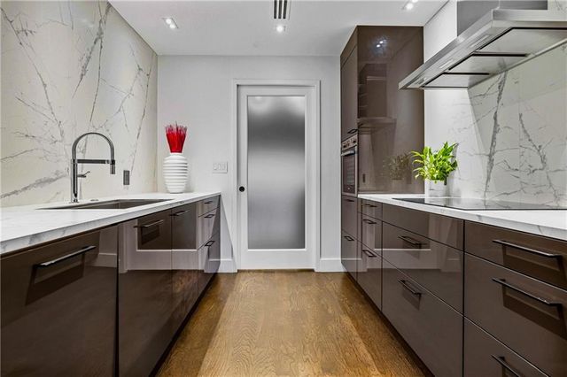 2660 Peachtree Road NW 4E, Atlanta, GA 30305