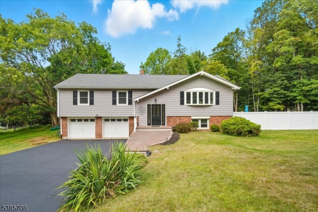 36 Tyler St, Sparta Twp., NJ 07871