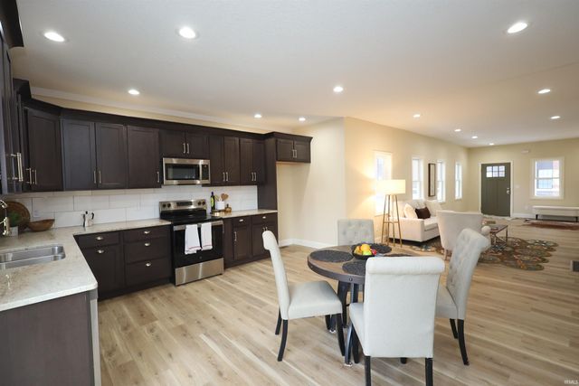 816 Lavina Street, Fort Wayne, IN 46802