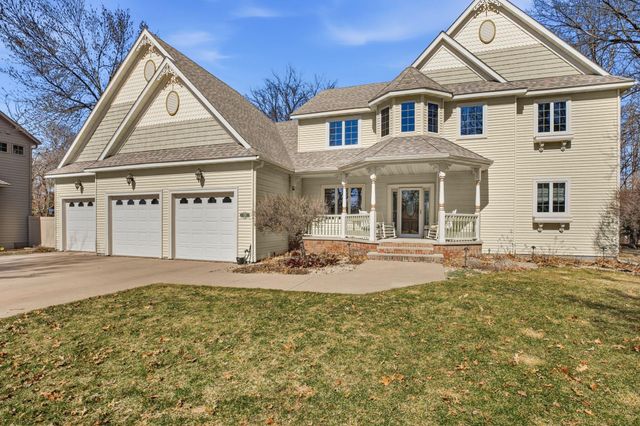 725 Starlight Drive, Sartell, MN 56377