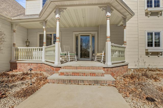 725 Starlight Drive, Sartell, MN 56377