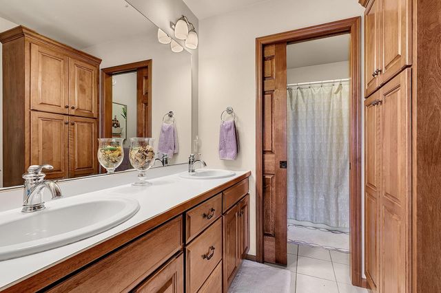 725 Starlight Drive, Sartell, MN 56377