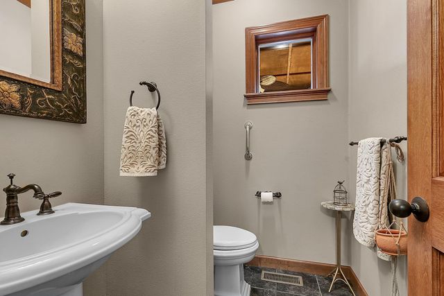 725 Starlight Drive, Sartell, MN 56377