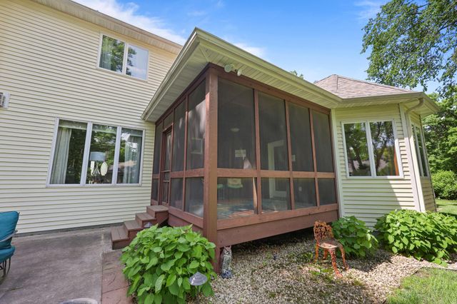 725 Starlight Drive, Sartell, MN 56377