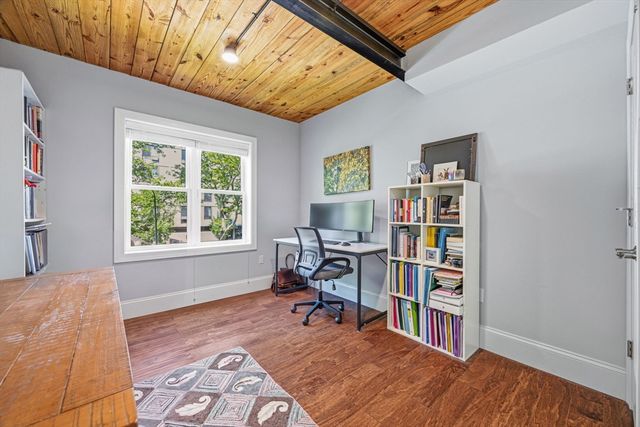 192 Raymond St 4, Cambridge, MA 02140
