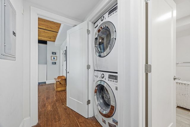 192 Raymond St 4, Cambridge, MA 02140