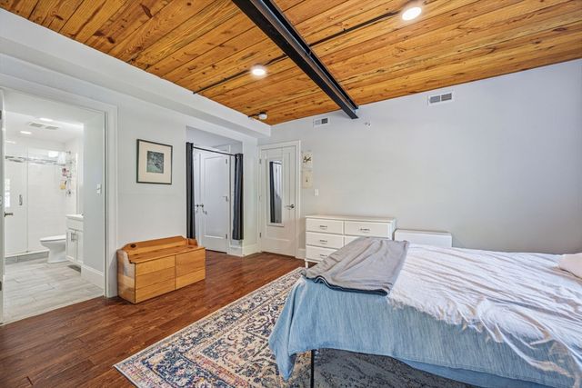 192 Raymond St 4, Cambridge, MA 02140