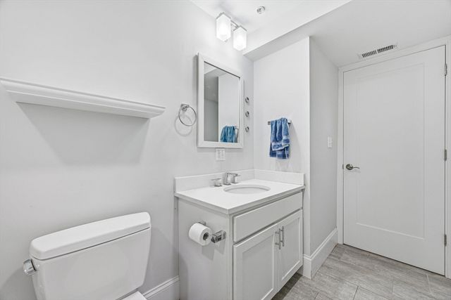 192 Raymond St 4, Cambridge, MA 02140