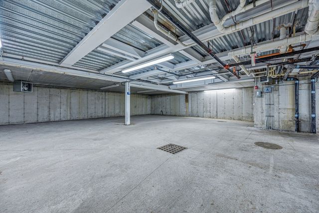 192 Raymond St 4, Cambridge, MA 02140