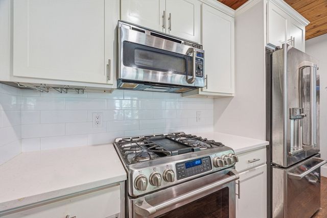 192 Raymond St 4, Cambridge, MA 02140