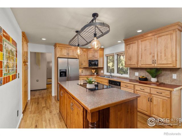 31 Kings Canyon Road, Bellvue, CO 80512