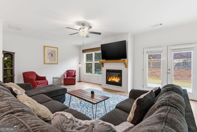 5445 Trillium Way, Flowery Branch, GA 30542