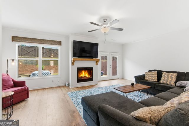 5445 Trillium Way, Flowery Branch, GA 30542