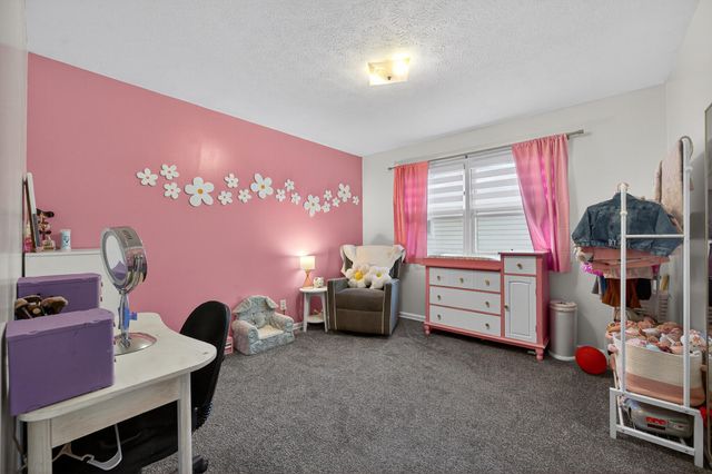 1347 S Arcadia Avenue, Springfield, MO 65804