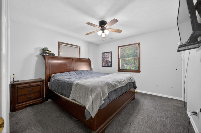 1347 S Arcadia Avenue, Springfield, MO 65804