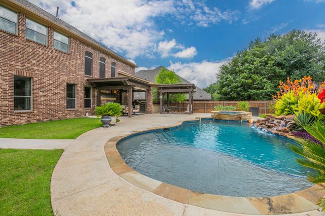 9705 Bowman Drive, Fort Worth, TX 76244