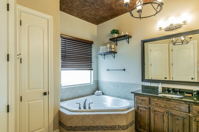 9705 Bowman Drive, Fort Worth, TX 76244