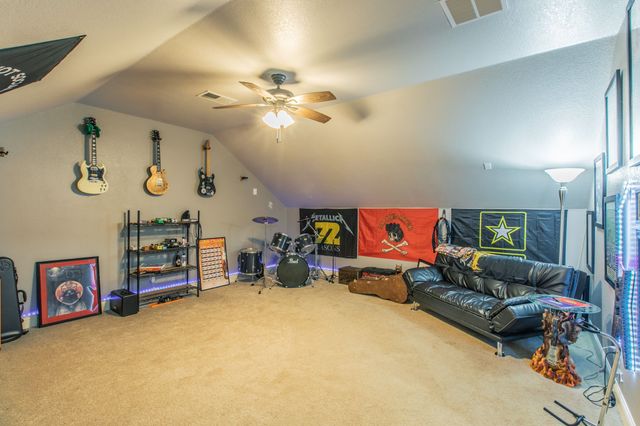 9705 Bowman Drive, Fort Worth, TX 76244
