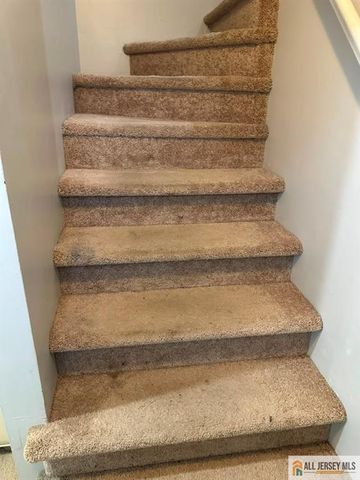 20 Tower Road, Edison, NJ 08820