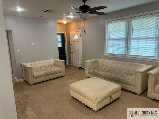 20 Tower Road, Edison, NJ 08820