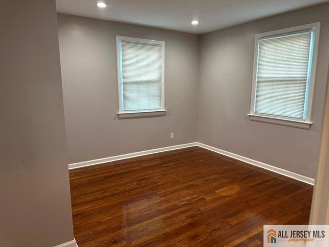 20 Tower Road, Edison, NJ 08820