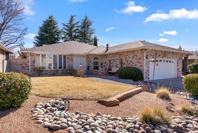 9108 Meriwether Avenue NE, Albuquerque, NM 87109