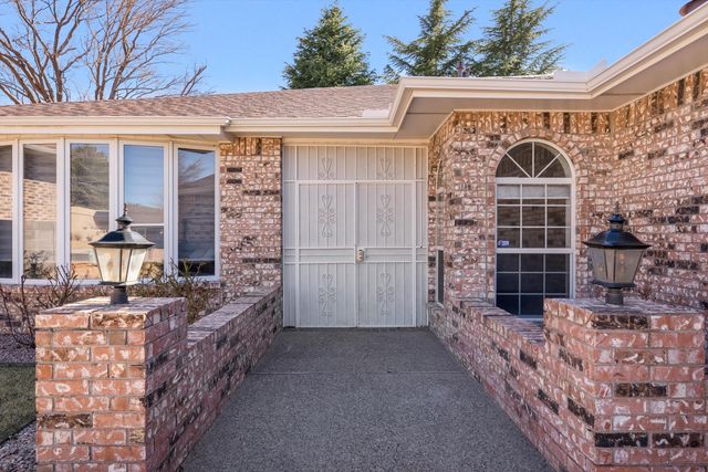 9108 Meriwether Avenue NE, Albuquerque, NM 87109