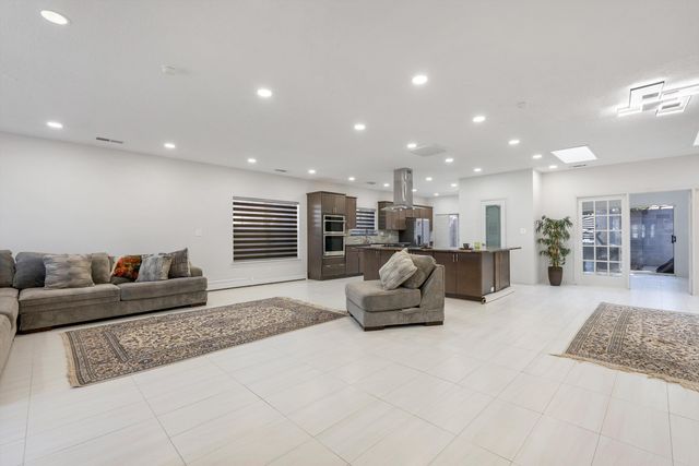 9108 Meriwether Avenue NE, Albuquerque, NM 87109