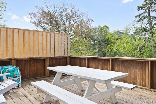 26 Duneway Avenue, Seaview, NY 11770