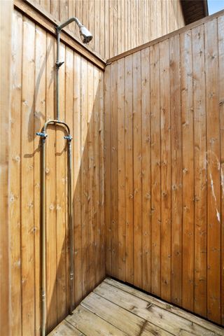 26 Duneway Avenue, Seaview, NY 11770