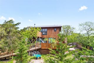 26 Duneway Avenue, Seaview, NY 11770