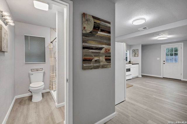 154 W Zavalla, San Antonio, TX 78204