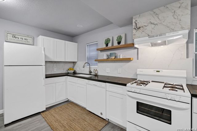 154 W Zavalla, San Antonio, TX 78204