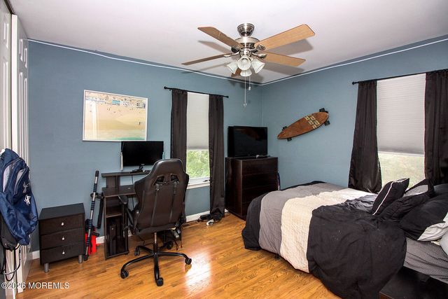 93 Starlight Road, Howell, NJ 07731