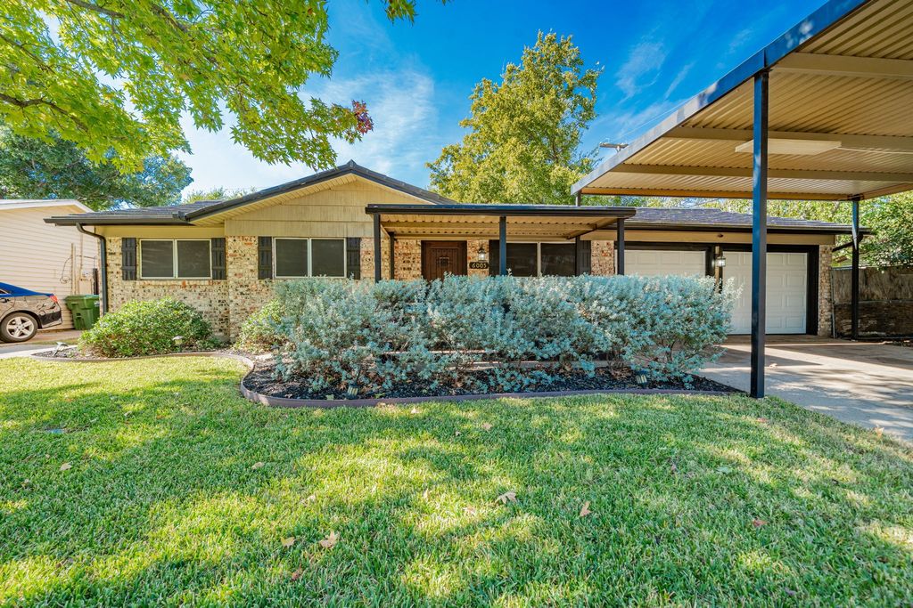 6005 Lalagray Lane, Watauga, TX 76148