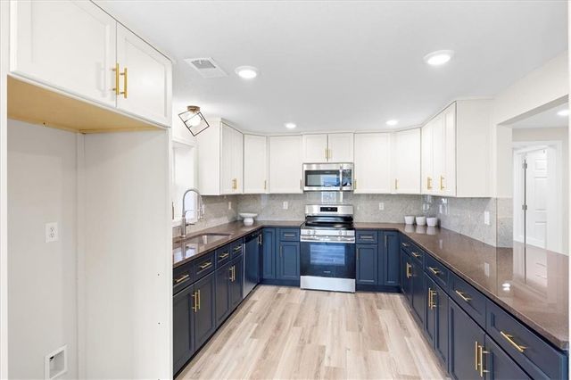 231 Coronado Road, Bonner Springs, KS 66012