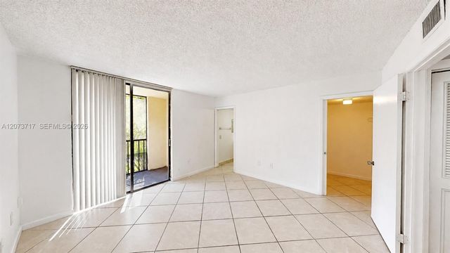 8420 SW 133rd Ave Road 424, Miami, FL 33183
