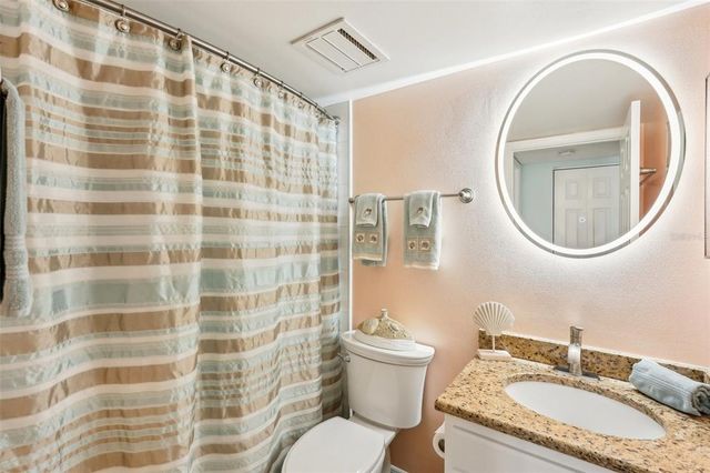 404 CERROMAR CIRCLE N 108, Venice, FL 34293