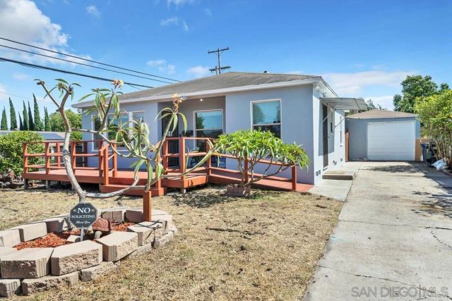 7595 Roosevelt Ave., Lemon Grove, CA 91945