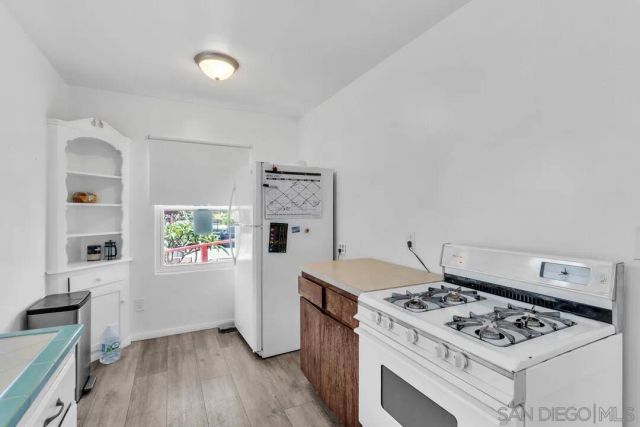 7595 Roosevelt Ave., Lemon Grove, CA 91945