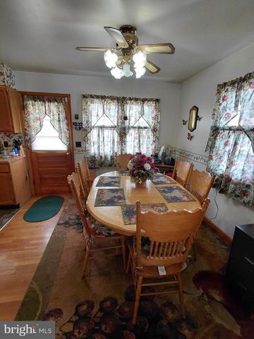 112 GRANT ST, Petersburg, WV 26847