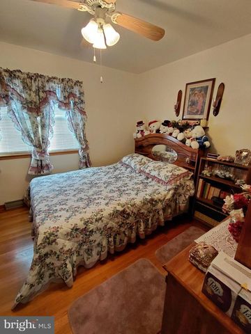 112 GRANT ST, Petersburg, WV 26847