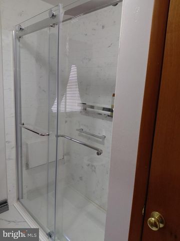 112 GRANT ST, Petersburg, WV 26847