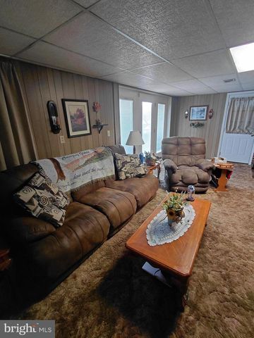 112 GRANT ST, Petersburg, WV 26847