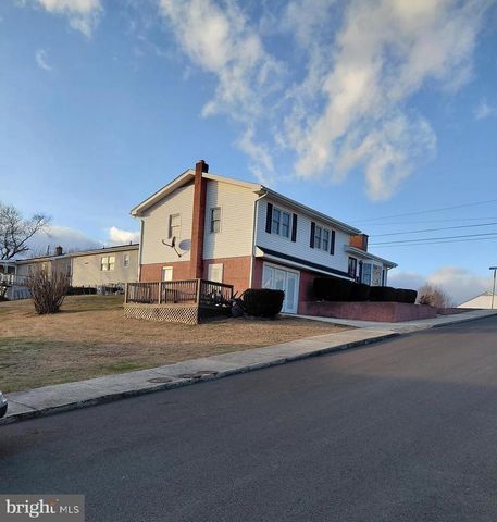 112 GRANT ST, Petersburg, WV 26847